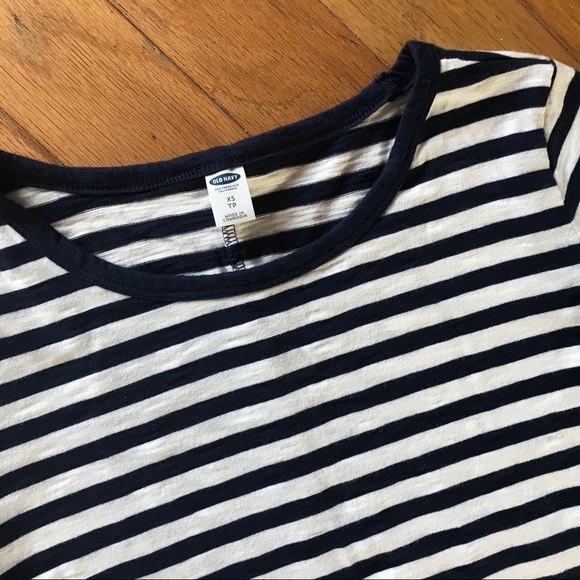 Old Navy Navy and White T-shirt Dress - Picture 2 of 3